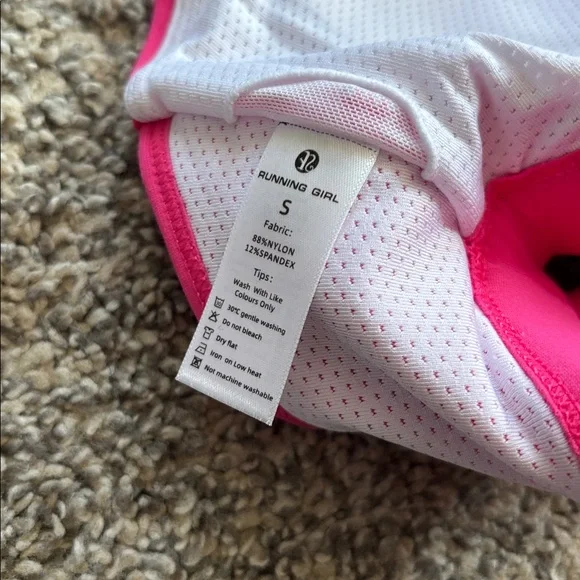 Running Girl sports bra size small - Picture 3 of 4